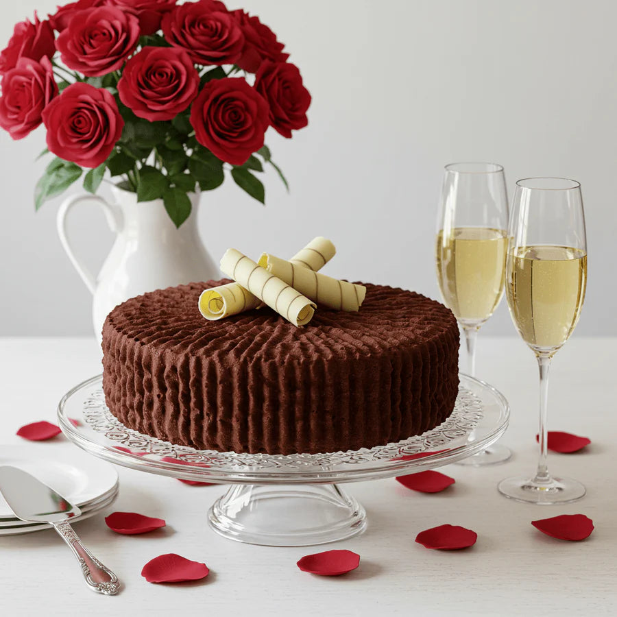 CAKE, ROSES AND BUBBLES